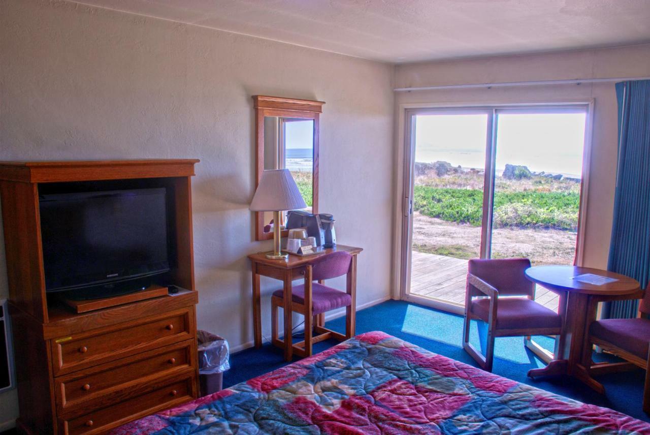 Crescent Beach Motel Кресънт Сити Стая снимка